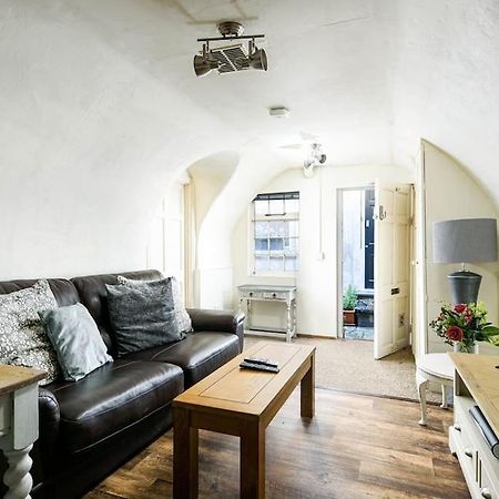 Unique 1 Bedroom Apartment-باث المظهر الخارجي الصورة